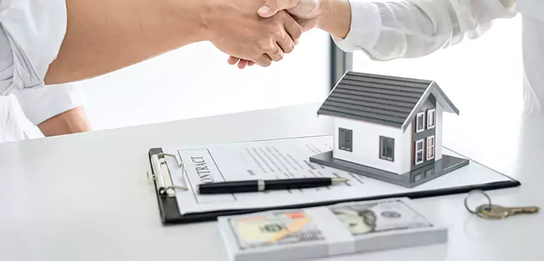 We Buy Houses in Chicago, IL  For Cash, Any Condition, Any Situation