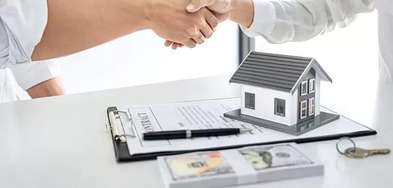 Why Choose Chicago Home Buyers to Buy Your Home Off Market On Cash in Chicago, IL?