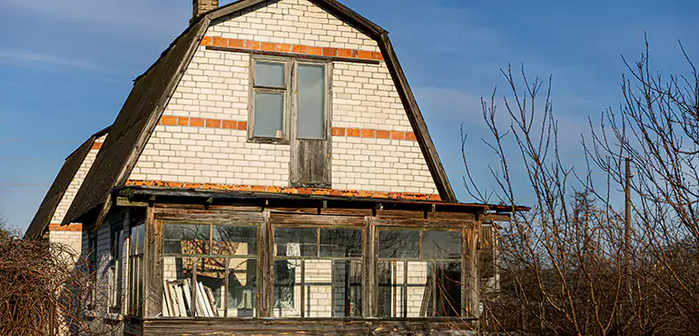 Types of Houses We Buy Without Repairs in Chicago, IL