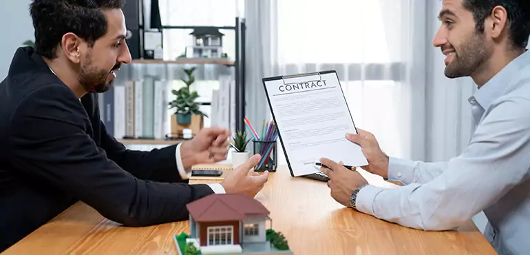 Why Choose Us for Contract Assignments in Chicago, IL?